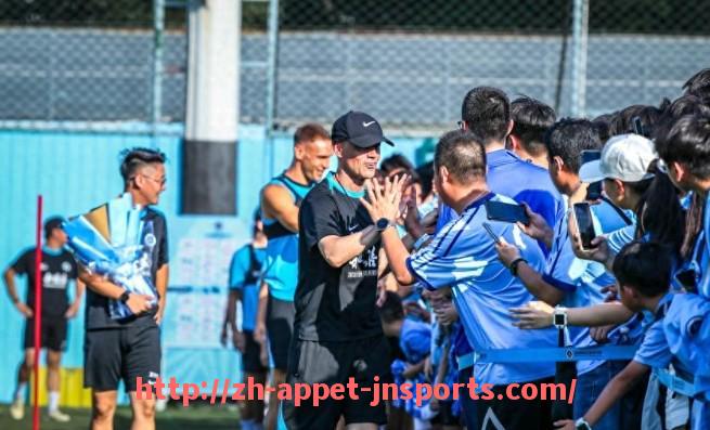 江南体育APP-法甲马赛赛季新援贡献：马赛新援在赛季中的表现与贡献分析